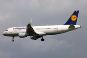 Lufthansa Airbus A320-214 (D-AIUF) at  Hannover - Langenhagen, Germany
