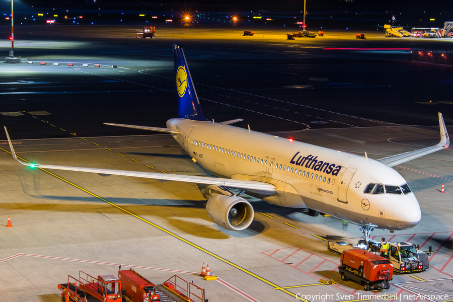 Lufthansa Airbus A320-214 (D-AIUF) | Photo 206483