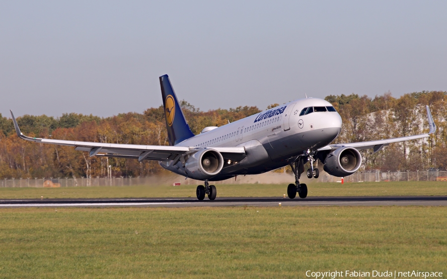 Lufthansa Airbus A320-214 (D-AIUF) | Photo 274938