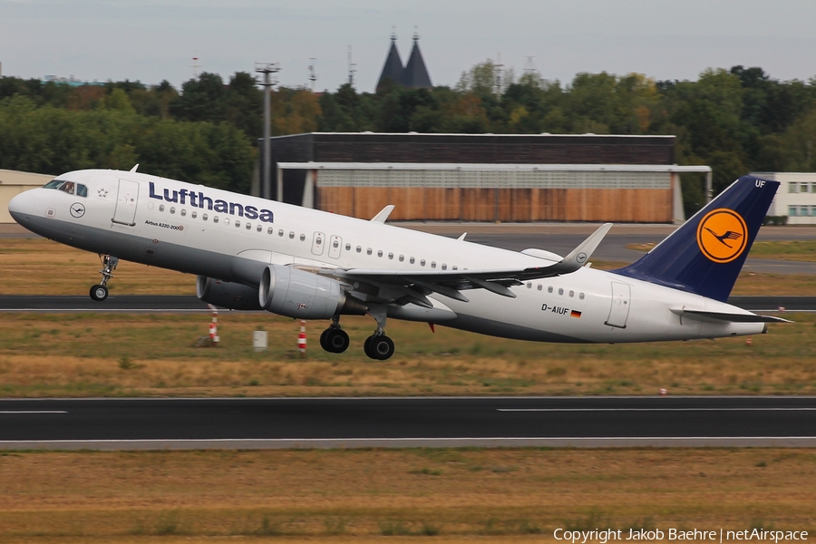 Lufthansa Airbus A320-214 (D-AIUF) | Photo 264293