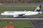 Lufthansa Airbus A320-214 (D-AIUG) at  Dusseldorf - International, Germany