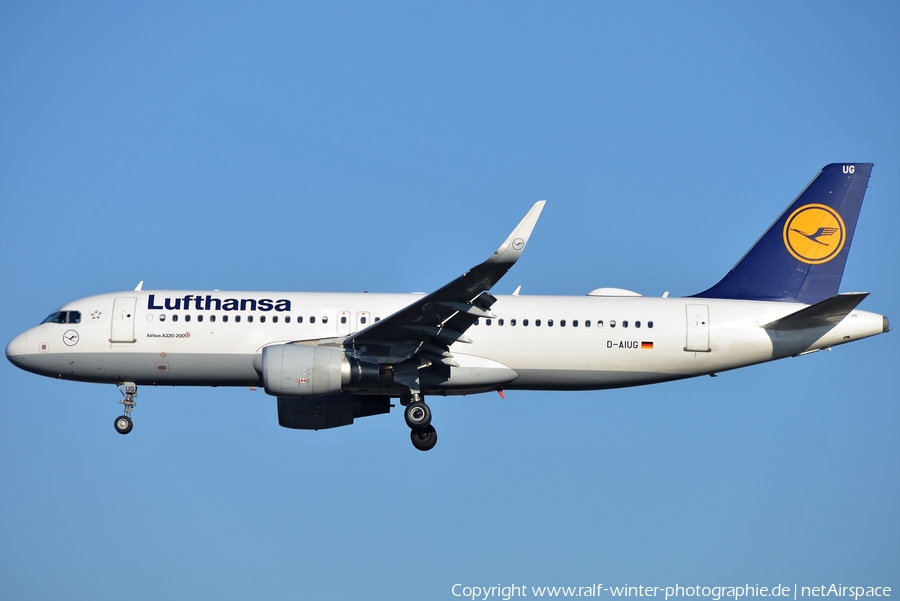 Lufthansa Airbus A320-214 (D-AIUG) | Photo 445590