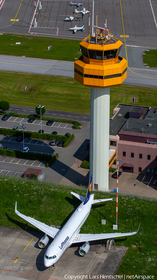 Lufthansa Airbus A320-214 (D-AIUG) | Photo 451931