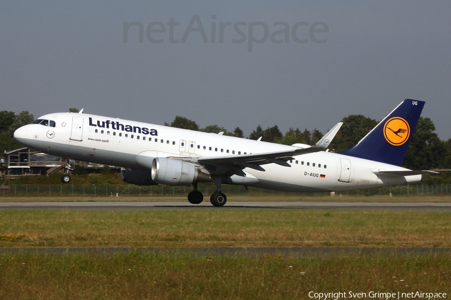 Lufthansa Airbus A320-214 (D-AIUG) | Photo 520314