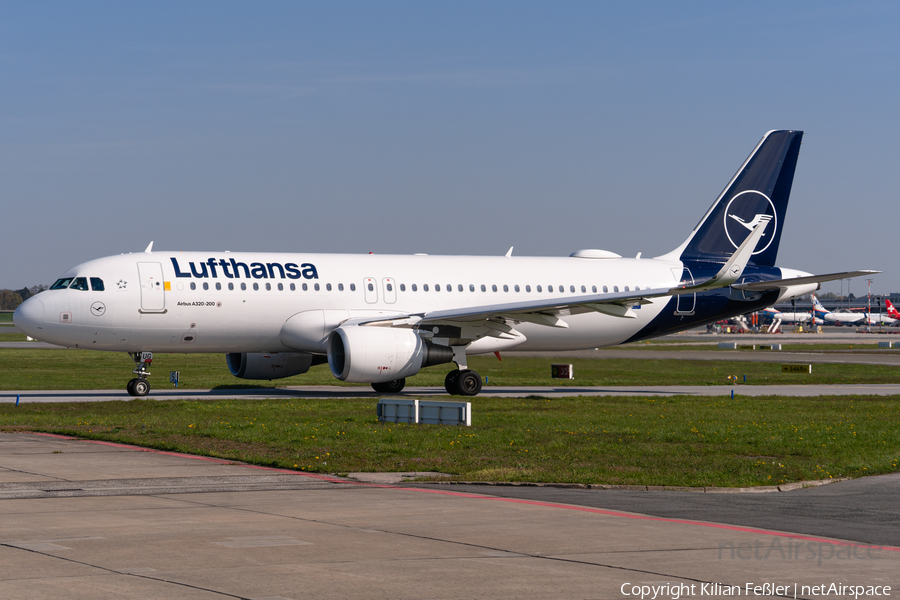 Lufthansa Airbus A320-214 (D-AIUG) | Photo 565596
