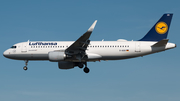 Lufthansa Airbus A320-214 (D-AIUH) at  Frankfurt am Main, Germany