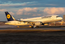 Lufthansa Airbus A320-214 (D-AIUH) at  Frankfurt am Main, Germany