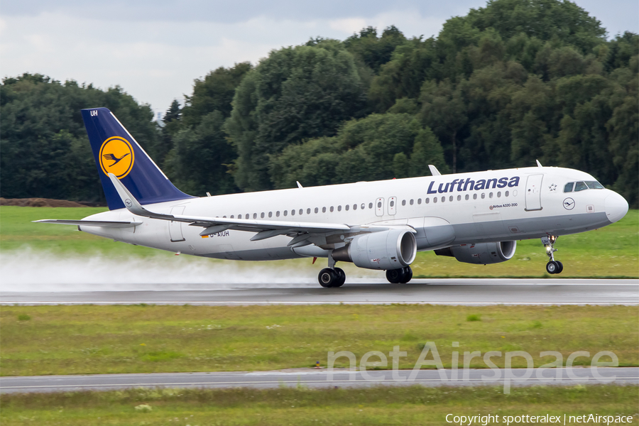 Lufthansa Airbus A320-214 (D-AIUH) | Photo 117510