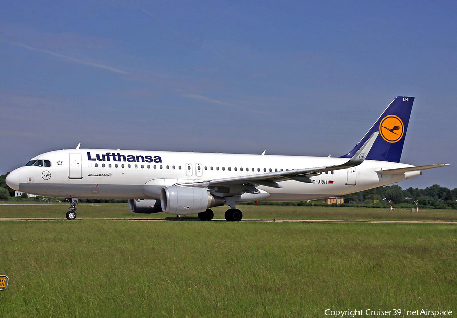 Lufthansa Airbus A320-214 (D-AIUH) | Photo 160950