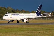 Lufthansa Airbus A320-214 (D-AIUH) at  Hamburg - Fuhlsbuettel (Helmut Schmidt), Germany