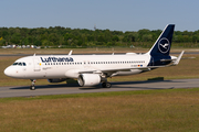 Lufthansa Airbus A320-214 (D-AIUH) at  Hamburg - Fuhlsbuettel (Helmut Schmidt), Germany