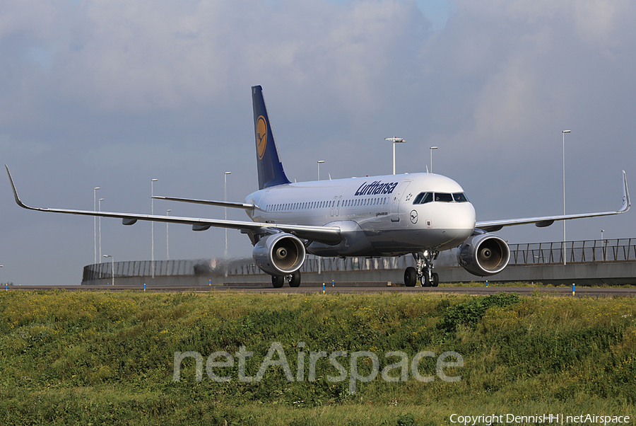 Lufthansa Airbus A320-214 (D-AIUI) | Photo 385605