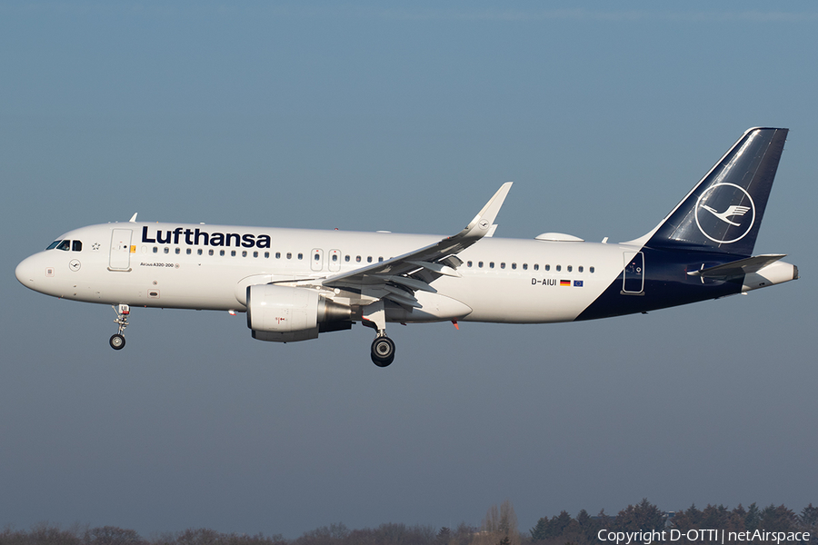 Lufthansa Airbus A320-214 (D-AIUI) | Photo 550079