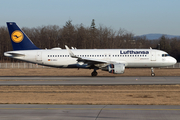 Lufthansa Airbus A320-214 (D-AIUJ) at  Frankfurt am Main, Germany