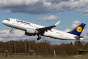 Lufthansa Airbus A320-214 (D-AIUJ) at  Hamburg - Fuhlsbuettel (Helmut Schmidt), Germany