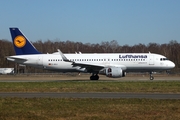 Lufthansa Airbus A320-214 (D-AIUJ) at  Hamburg - Fuhlsbuettel (Helmut Schmidt), Germany