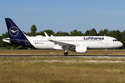 Lufthansa Airbus A320-214 (D-AIUJ) at  Hamburg - Fuhlsbuettel (Helmut Schmidt), Germany