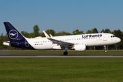 Lufthansa Airbus A320-214 (D-AIUJ) at  Hamburg - Fuhlsbuettel (Helmut Schmidt), Germany