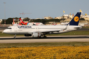 Lufthansa Airbus A320-214 (D-AIUJ) at  Luqa - Malta International, Malta