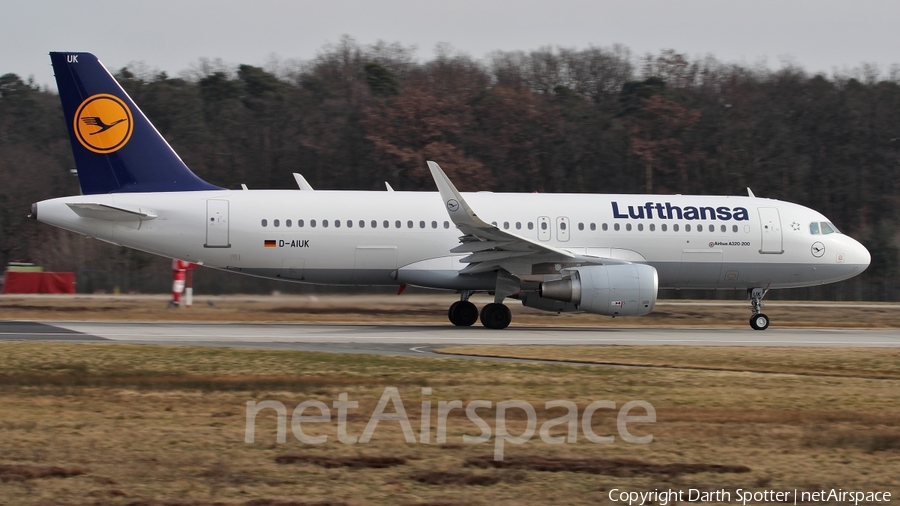 Lufthansa Airbus A320-214 (D-AIUK) | Photo 227657