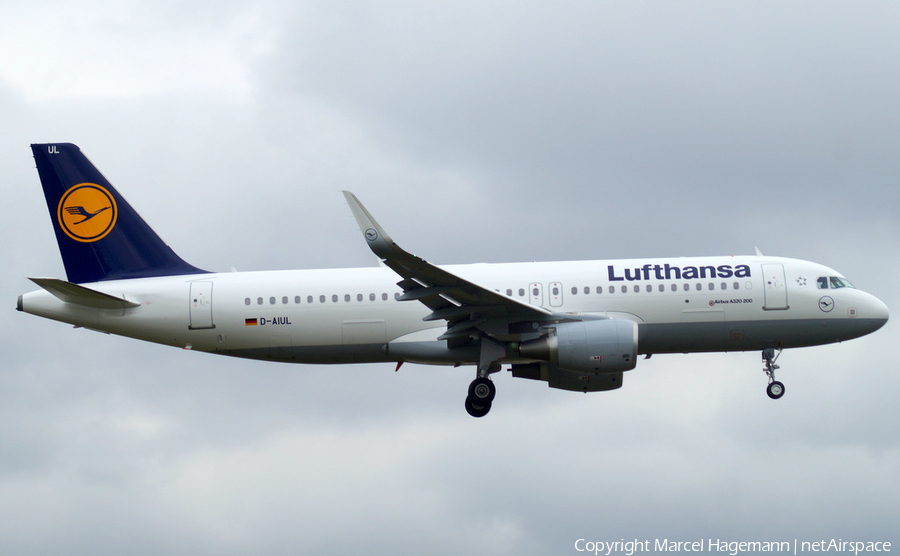 Lufthansa Airbus A320-214 (D-AIUL) | Photo 124228