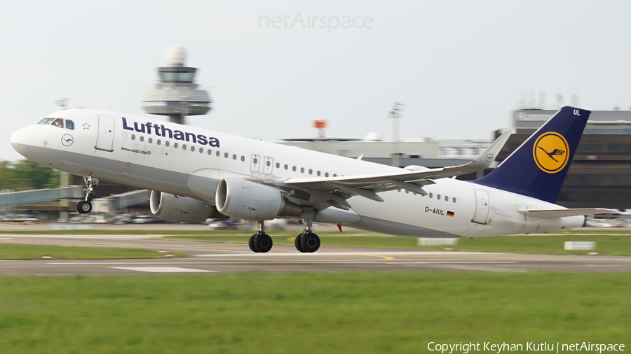 Lufthansa Airbus A320-214 (D-AIUL) | Photo 606002