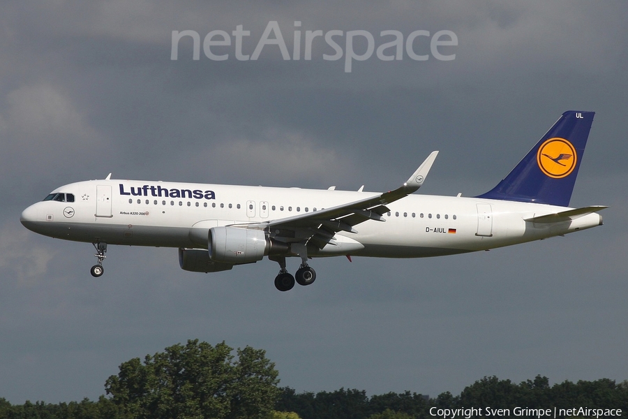 Lufthansa Airbus A320-214 (D-AIUL) | Photo 115866