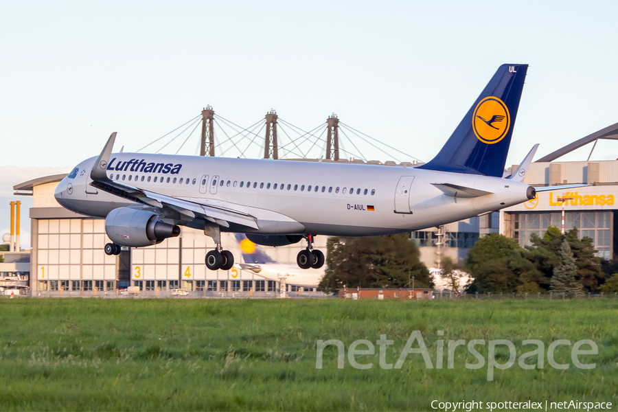 Lufthansa Airbus A320-214 (D-AIUL) | Photo 122469