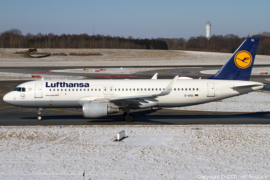 Lufthansa Airbus A320-214 (D-AIUL) | Photo 224156