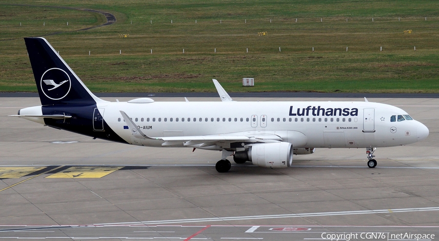 Lufthansa Airbus A320-214 (D-AIUM) | Photo 676521