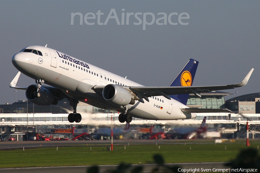 Lufthansa Airbus A320-214 (D-AIUM) | Photo 87968