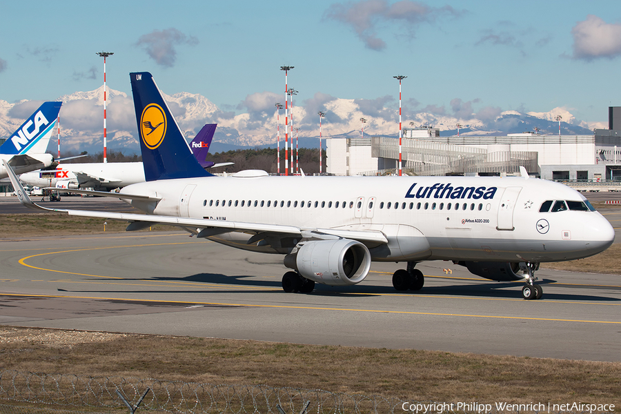 Lufthansa Airbus A320-214 (D-AIUM) | Photo 253055