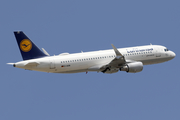 Lufthansa Airbus A320-214 (D-AIUN) at  Berlin Brandenburg, Germany