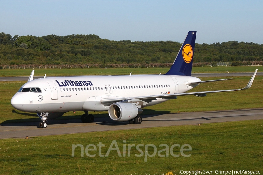 Lufthansa Airbus A320-214 (D-AIUN) | Photo 85452