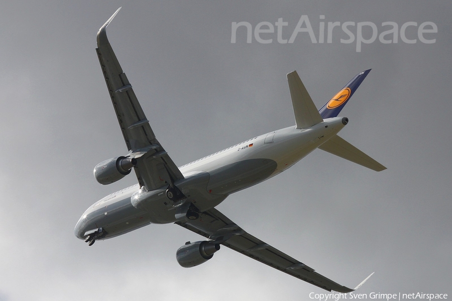 Lufthansa Airbus A320-214 (D-AIUN) | Photo 73498