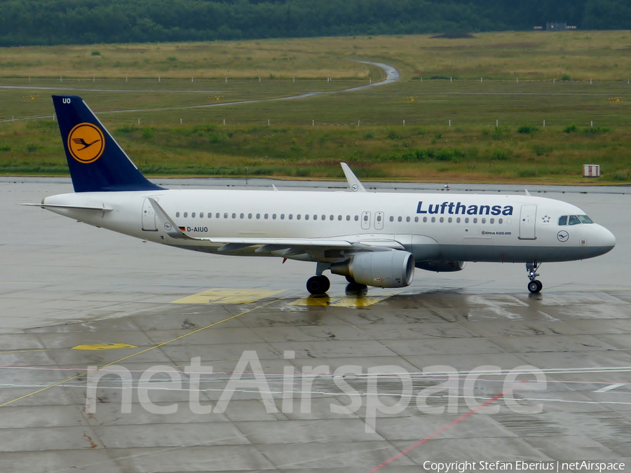 Lufthansa Airbus A320-214 (D-AIUO) | Photo 422291