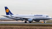 Lufthansa Airbus A320-214 (D-AIUO) at  Frankfurt am Main, Germany