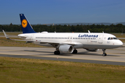 Lufthansa Airbus A320-214 (D-AIUO) at  Frankfurt am Main, Germany