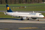 Lufthansa Airbus A320-214 (D-AIUO) at  Hamburg - Fuhlsbuettel (Helmut Schmidt), Germany