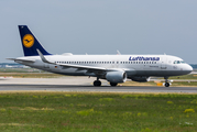Lufthansa Airbus A320-214 (D-AIUP) at  Frankfurt am Main, Germany
