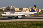 Lufthansa Airbus A320-214 (D-AIUP) at  Luqa - Malta International, Malta