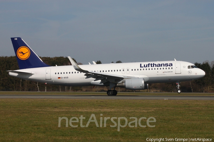 Lufthansa Airbus A320-214 (D-AIUQ) | Photo 103190