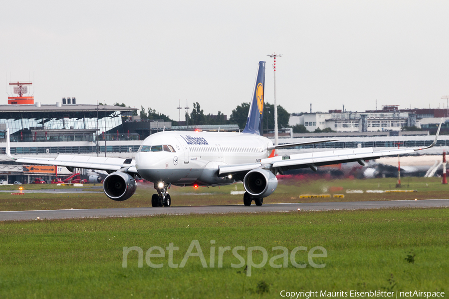 Lufthansa Airbus A320-214 (D-AIUQ) | Photo 113655