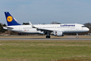 Lufthansa Airbus A320-214 (D-AIUQ) at  Hamburg - Fuhlsbuettel (Helmut Schmidt), Germany