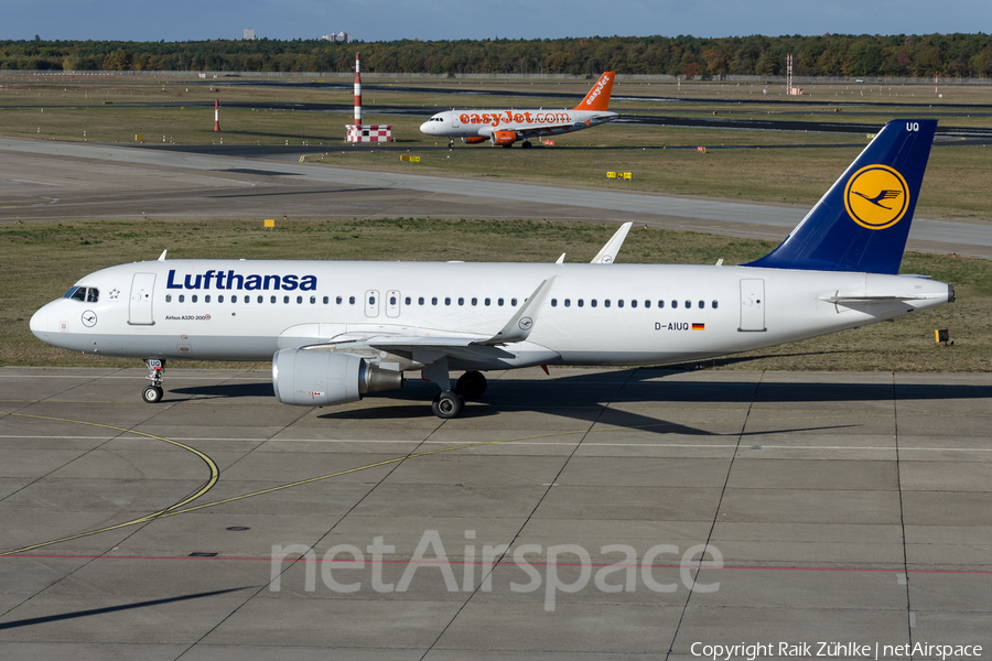 Lufthansa Airbus A320-214 (D-AIUQ) | Photo 271910