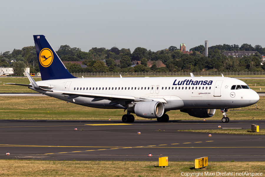 Lufthansa Airbus A320-214 (D-AIUR) | Photo 517915