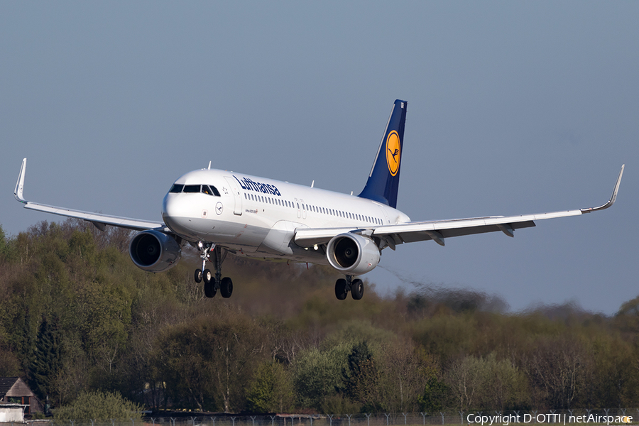 Lufthansa Airbus A320-214 (D-AIUR) | Photo 158976