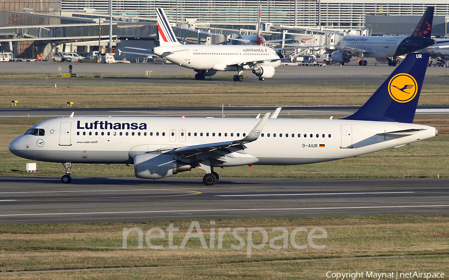 Lufthansa Airbus A320-214 (D-AIUR) | Photo 327330