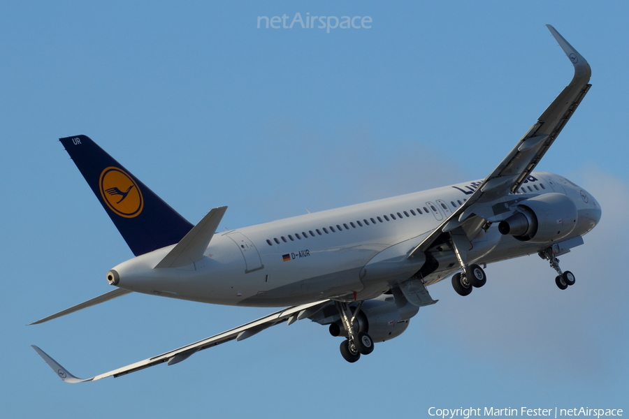 Lufthansa Airbus A320-214 (D-AIUR) | Photo 100820