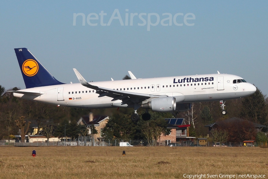 Lufthansa Airbus A320-214 (D-AIUS) | Photo 228954